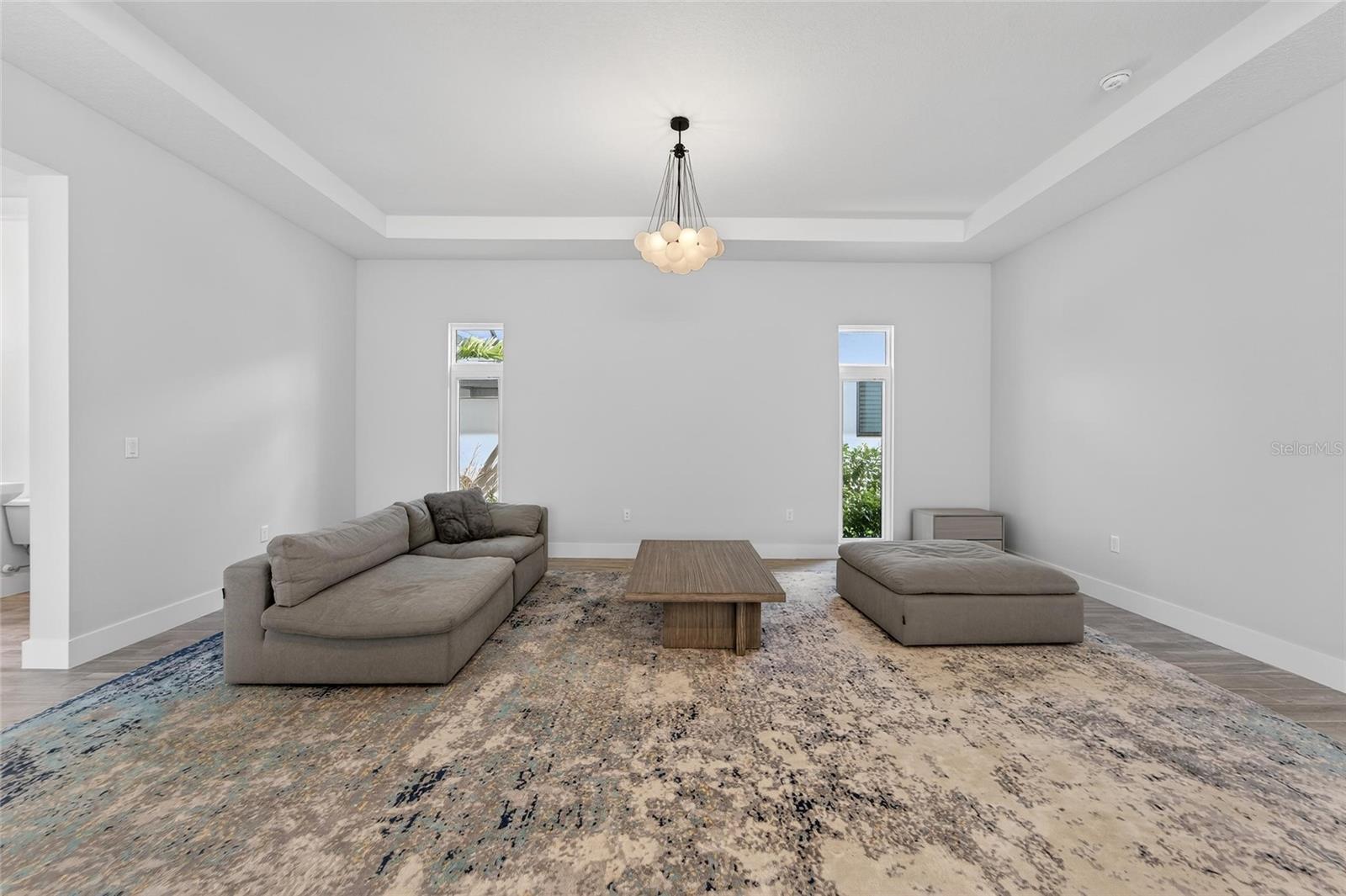 Listing photo id 19 for 5917 Cat Claw Lane