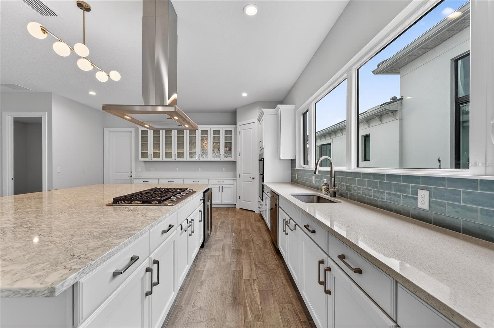 Listing photo id 23 for 5917 Cat Claw Lane