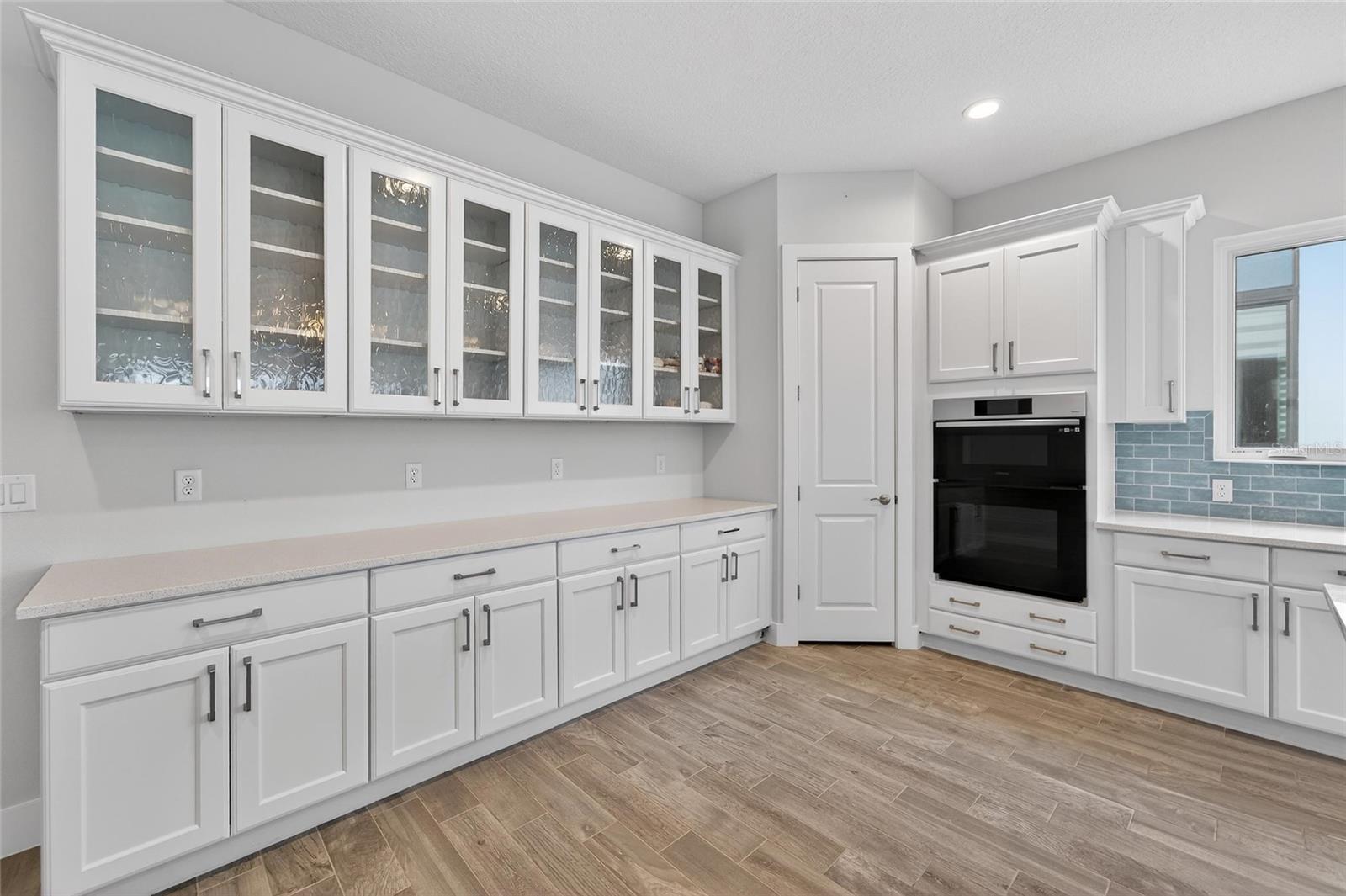 Listing photo id 27 for 5917 Cat Claw Lane