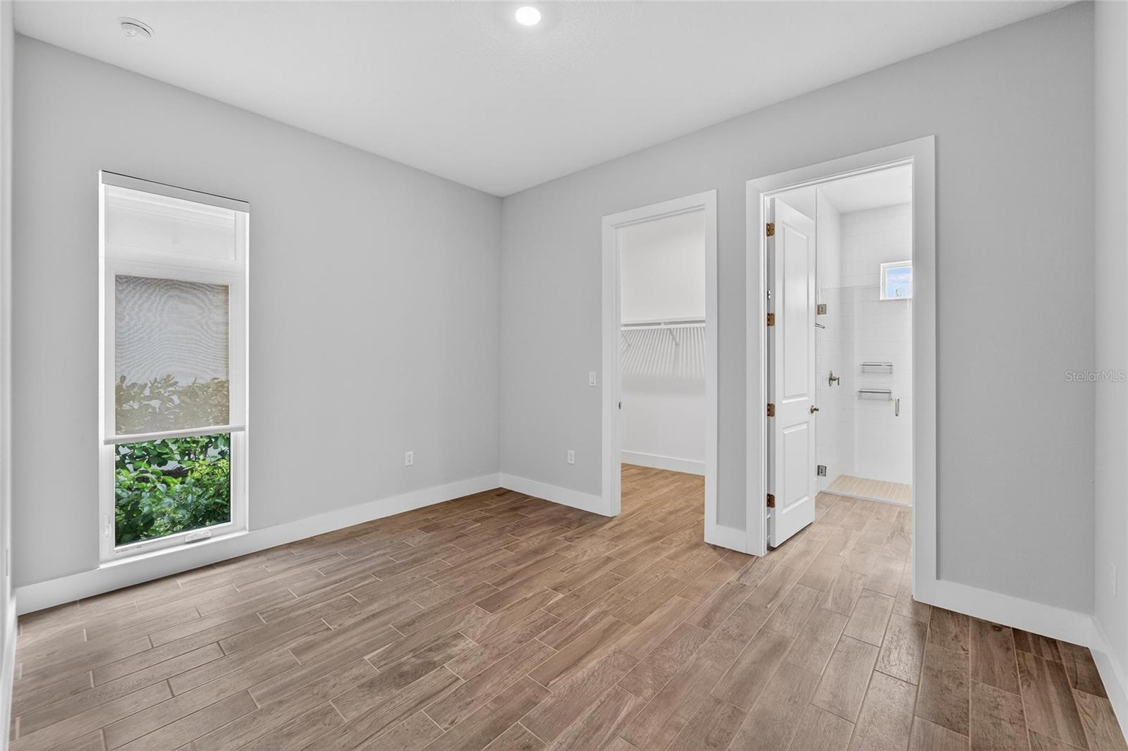 Listing photo id 29 for 5917 Cat Claw Lane