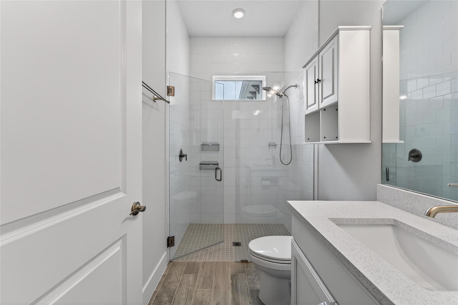 Listing photo id 33 for 5917 Cat Claw Lane