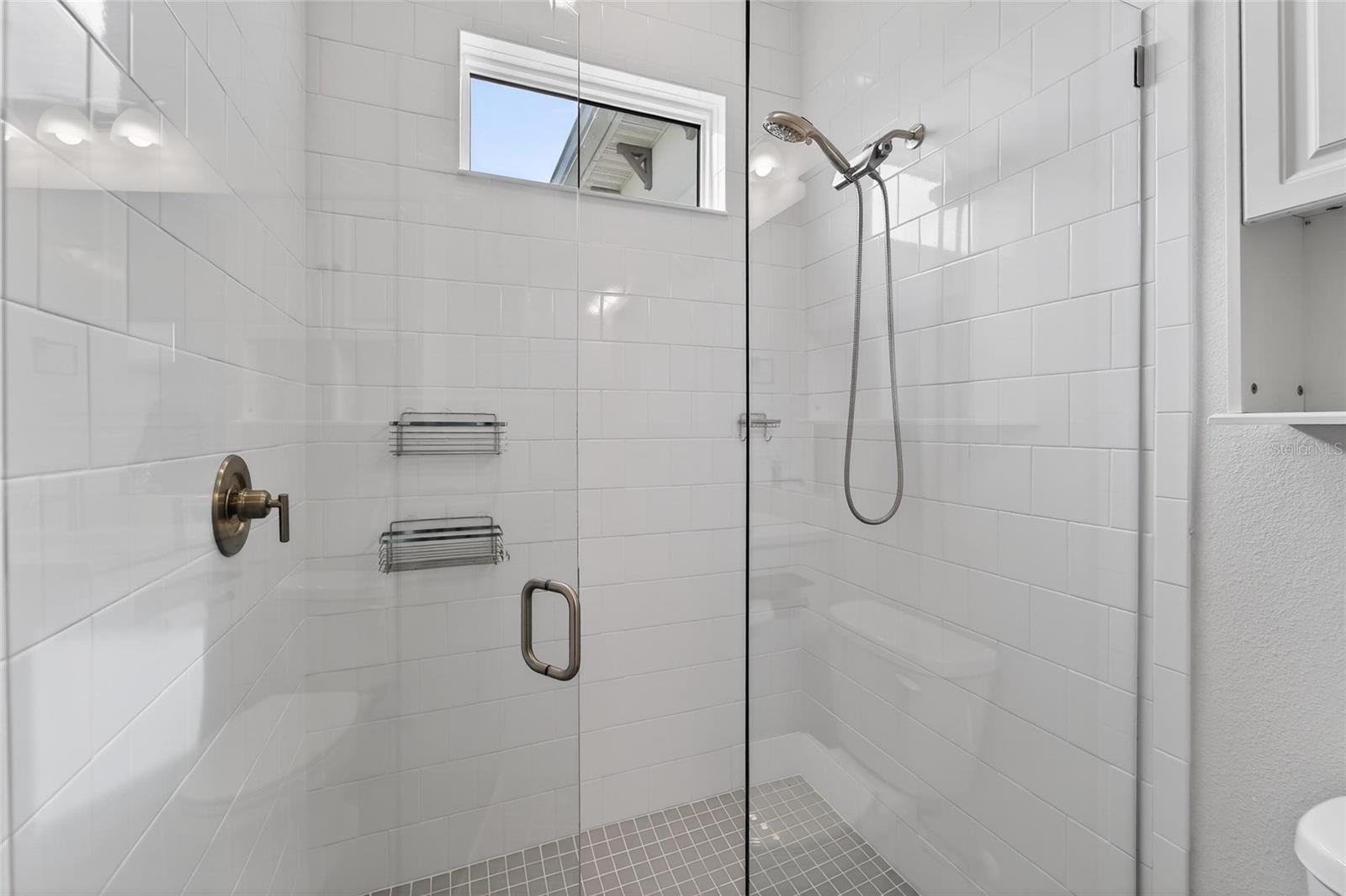 Listing photo id 34 for 5917 Cat Claw Lane