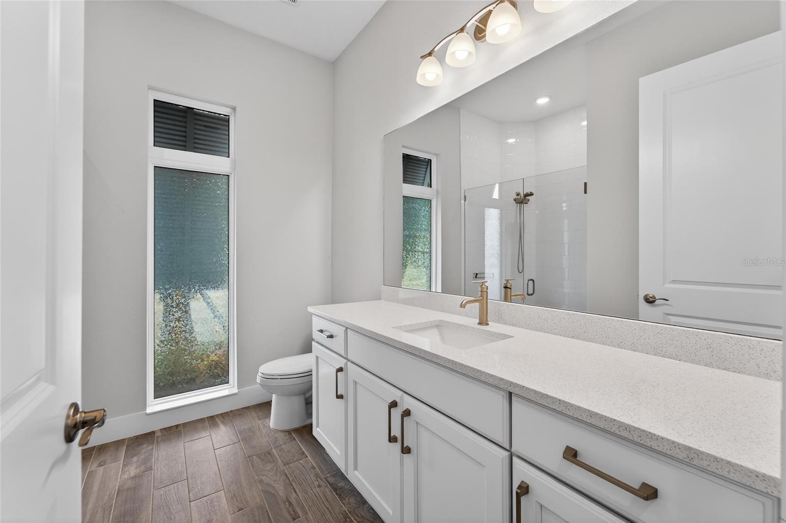 Listing photo id 36 for 5917 Cat Claw Lane