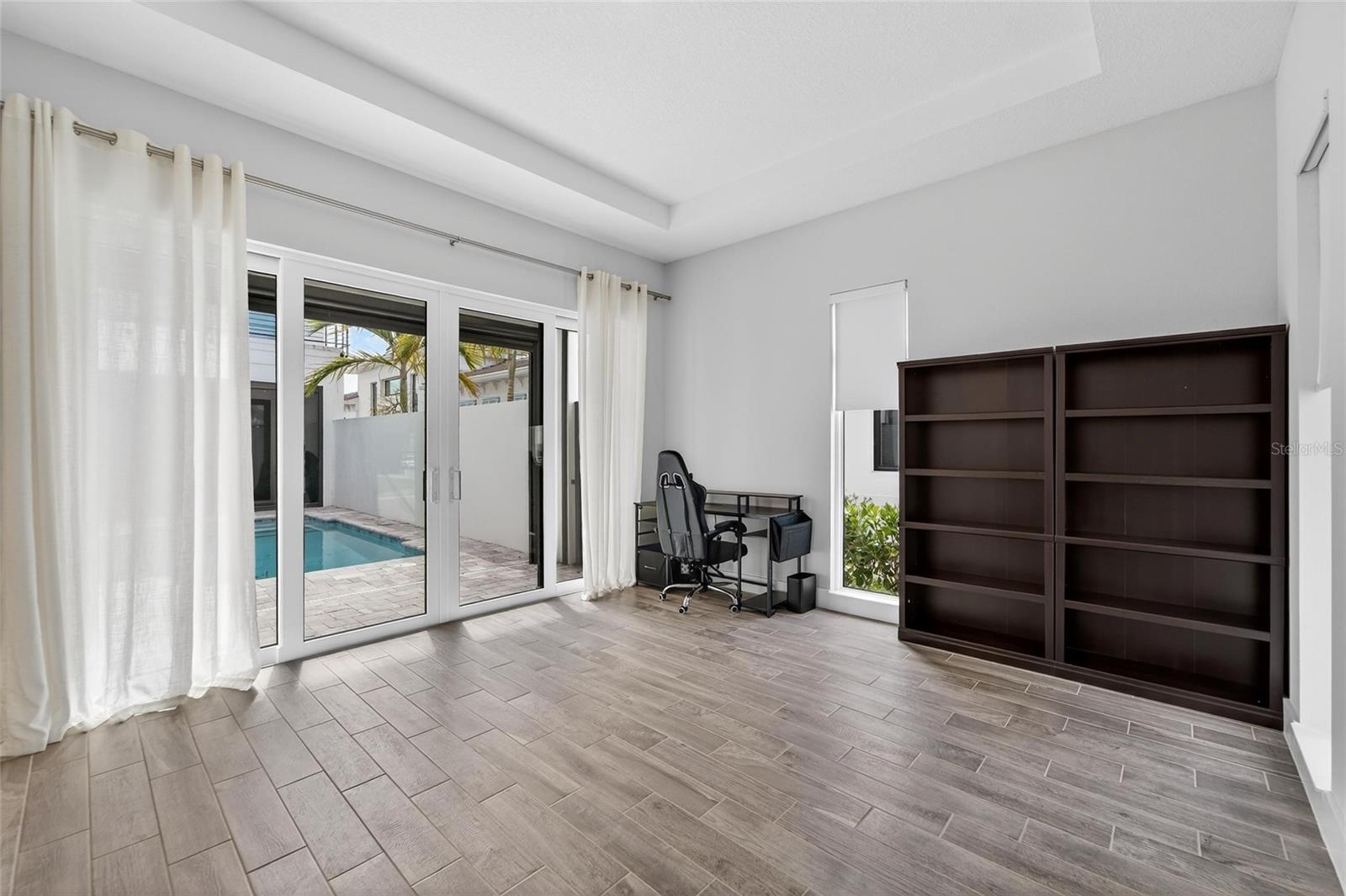 Listing photo id 39 for 5917 Cat Claw Lane