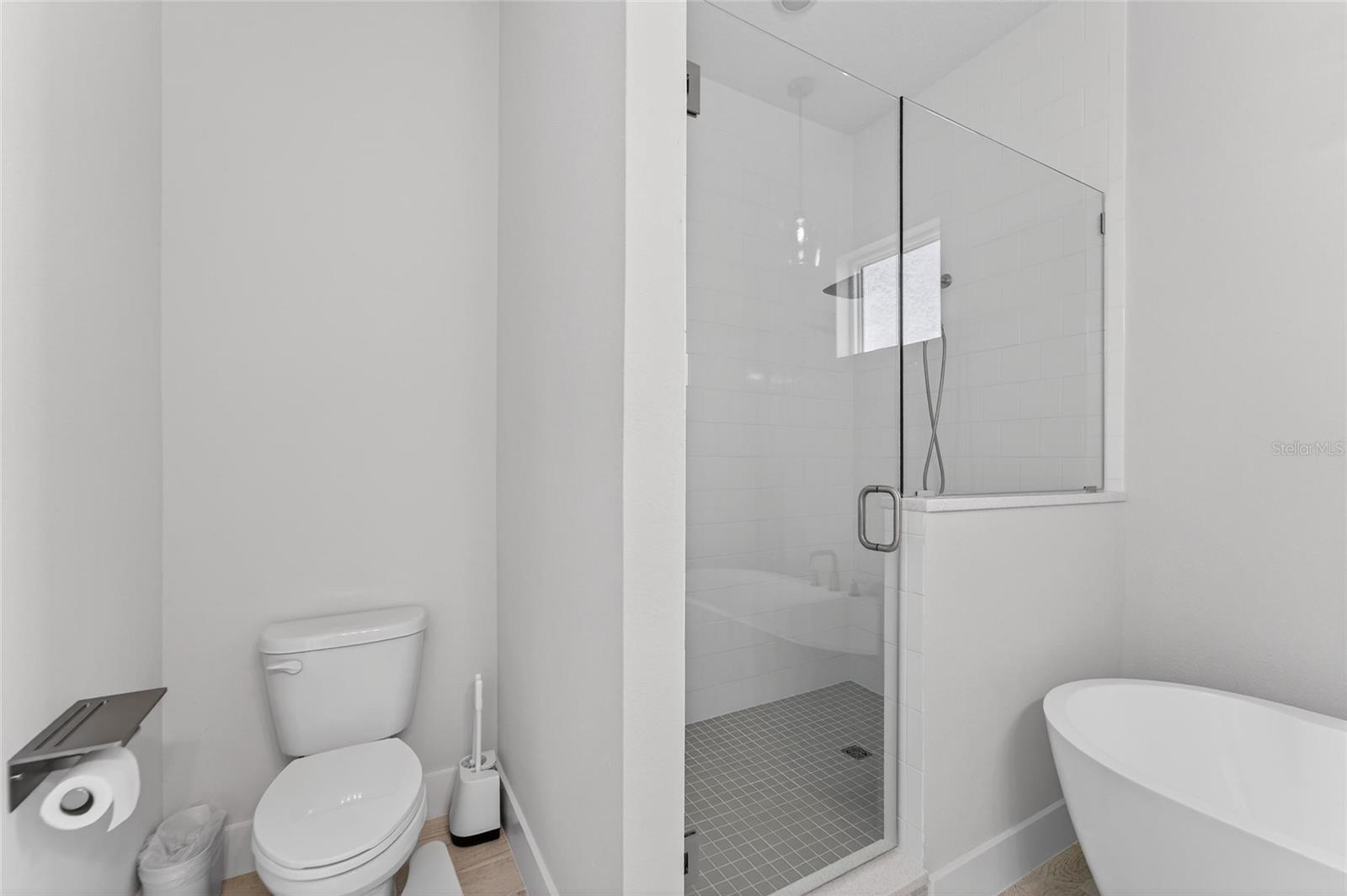 Listing photo id 48 for 5917 Cat Claw Lane