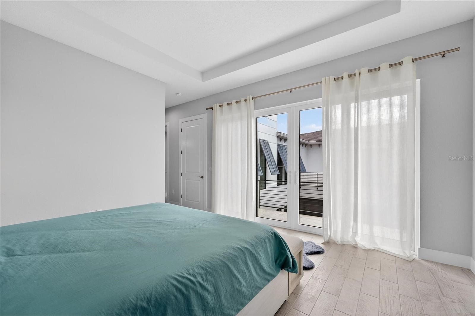 Listing photo id 53 for 5917 Cat Claw Lane