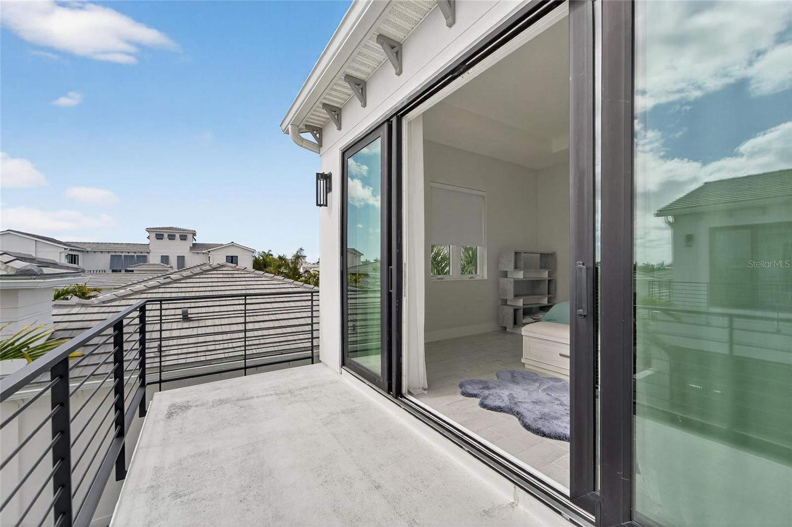 Listing photo id 55 for 5917 Cat Claw Lane