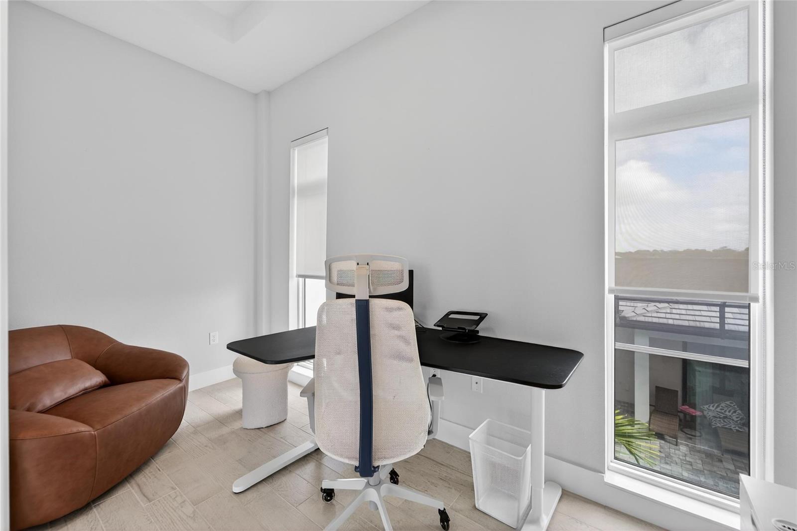 Listing photo id 60 for 5917 Cat Claw Lane