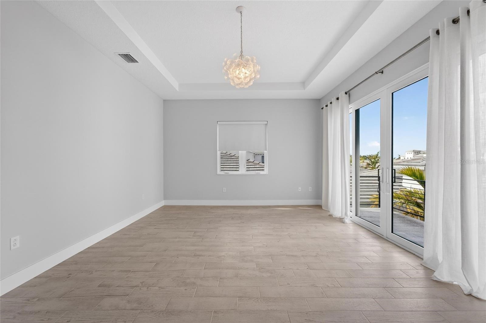 Listing photo id 64 for 5917 Cat Claw Lane