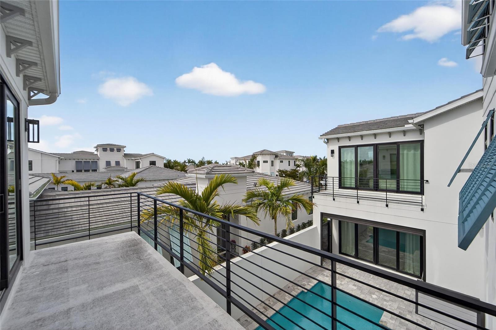 Listing photo id 66 for 5917 Cat Claw Lane