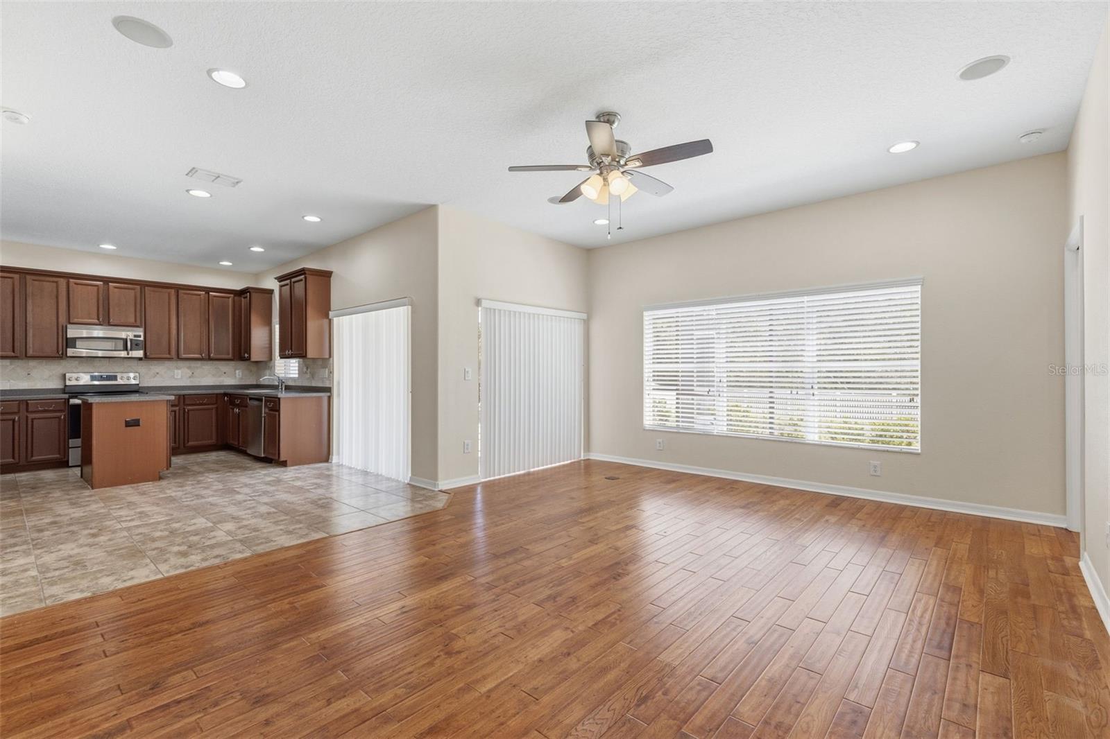 Image 10 of 64 For 11144 Oyster Bay Circle