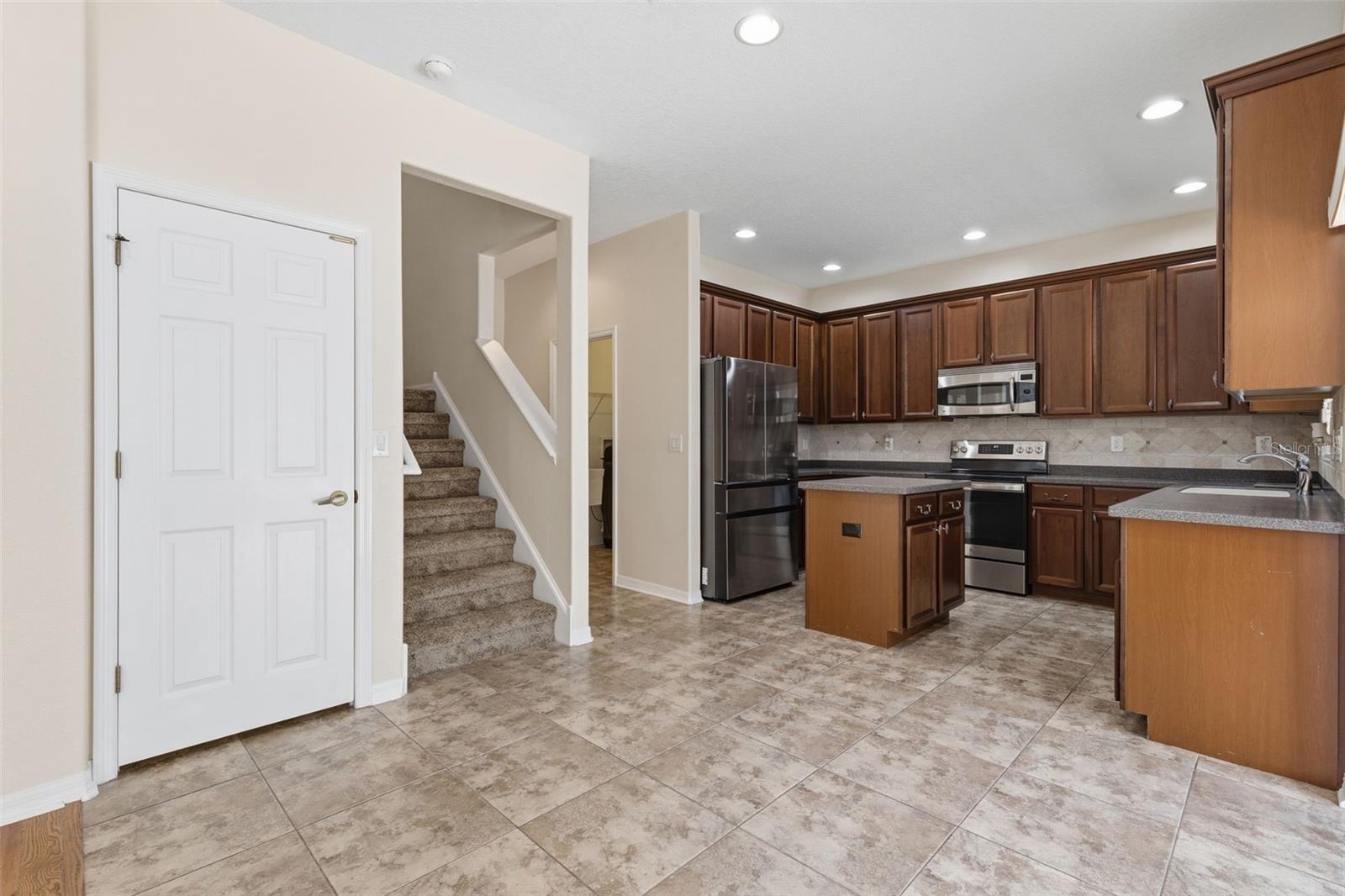 Image 11 of 64 For 11144 Oyster Bay Circle