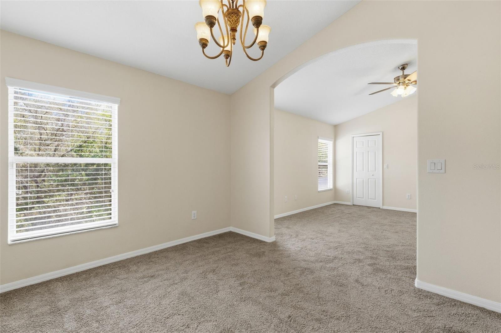 Image 27 of 64 For 11144 Oyster Bay Circle