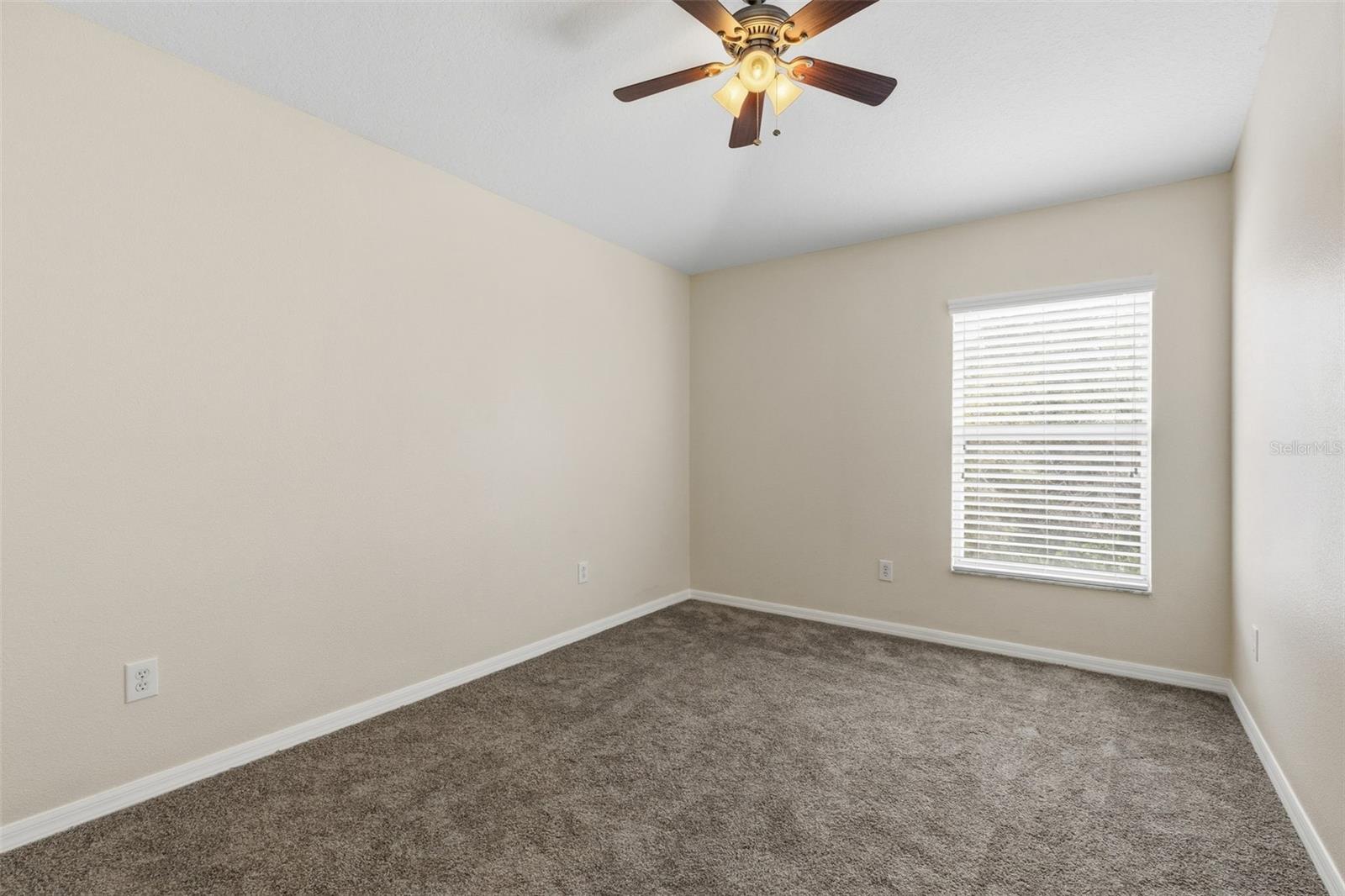 Image 33 of 64 For 11144 Oyster Bay Circle