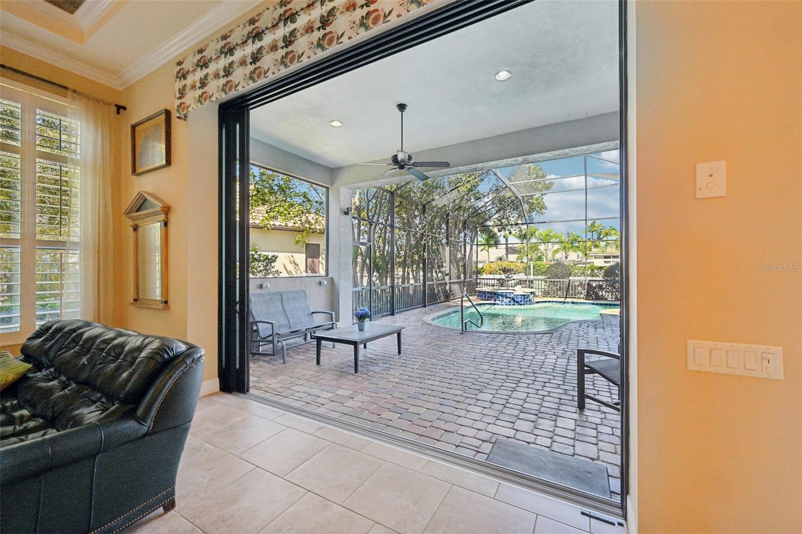 Image 12 of 89 For 508 Mast Drive