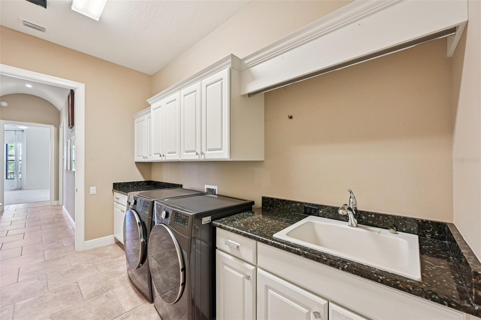 Image 27 of 89 For 508 Mast Drive