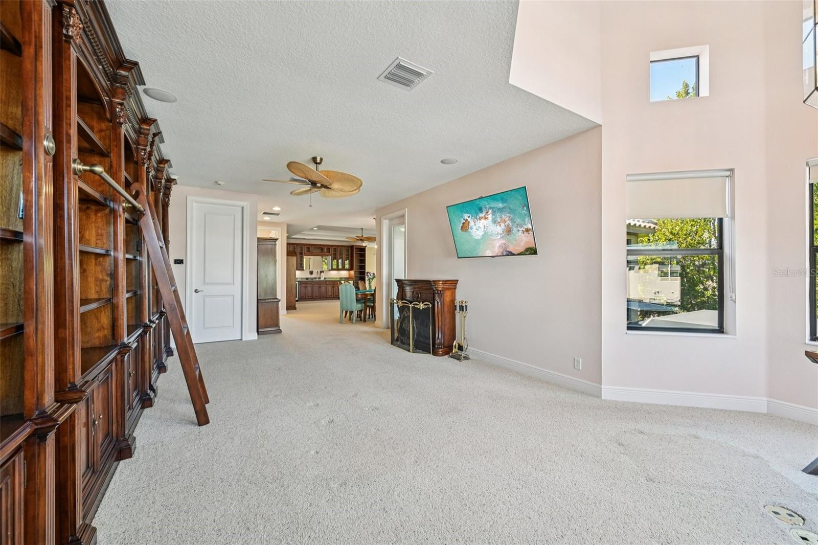 Image 58 of 89 For 508 Mast Drive