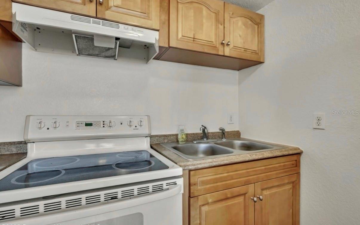 Image 16 of 41 For 12527 1st Isle