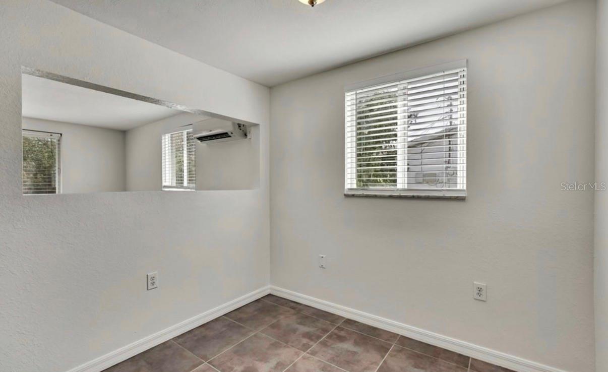 Image 27 of 41 For 12527 1st Isle