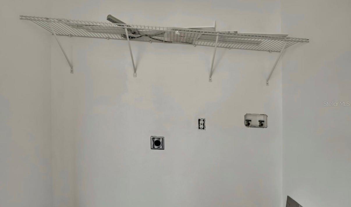 Image 29 of 41 For 12527 1st Isle