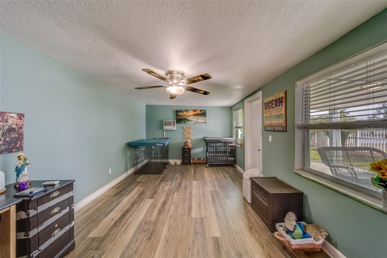 Image 16 of 64 For 2646 Albion Street