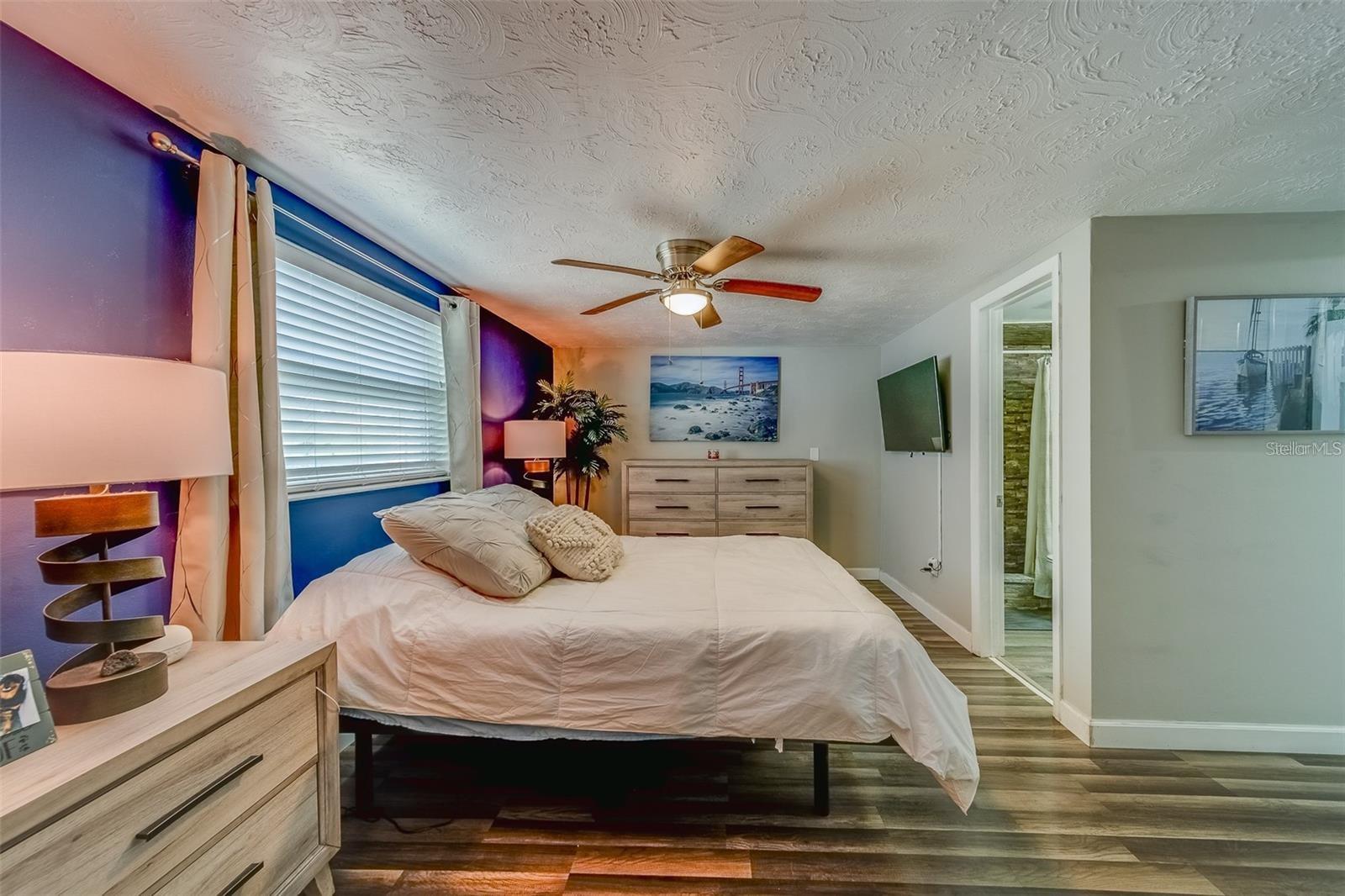 Image 20 of 64 For 2646 Albion Street