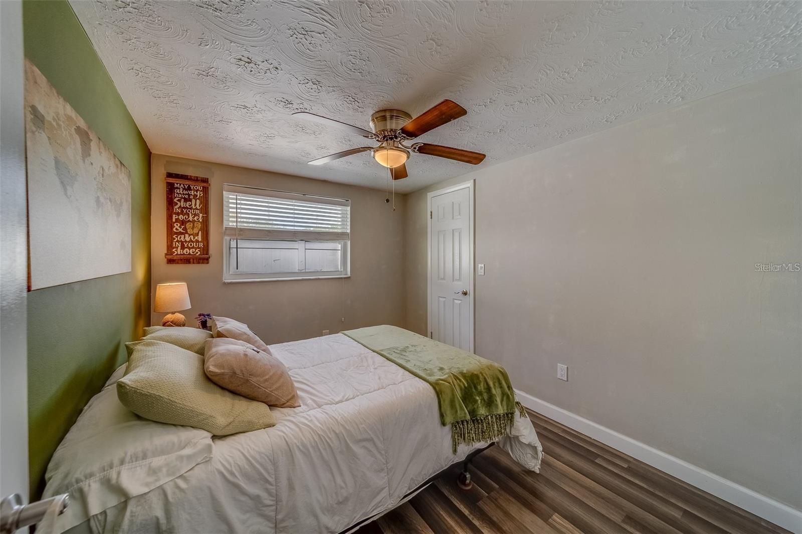 Image 27 of 64 For 2646 Albion Street