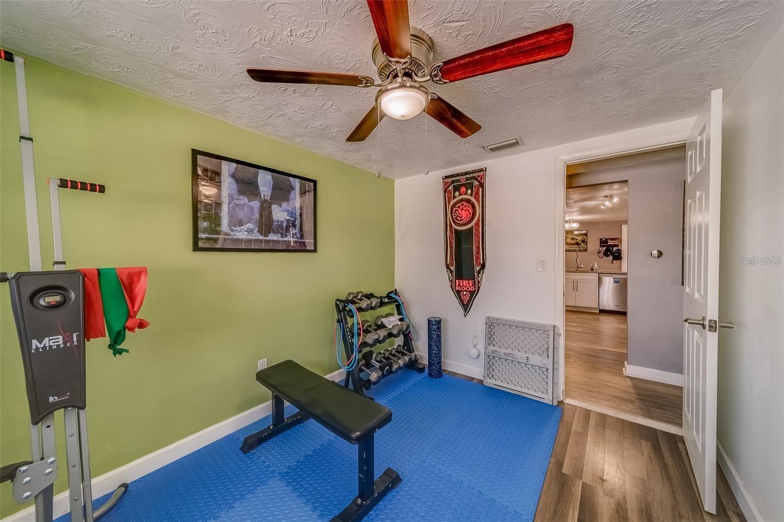 Image 30 of 64 For 2646 Albion Street