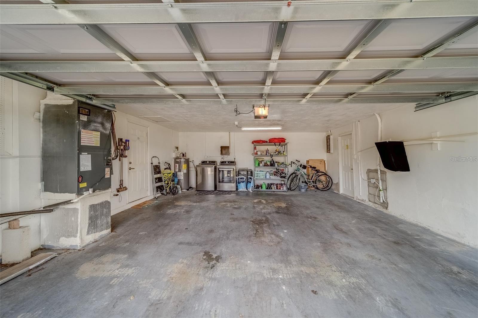 Image 47 of 64 For 2646 Albion Street