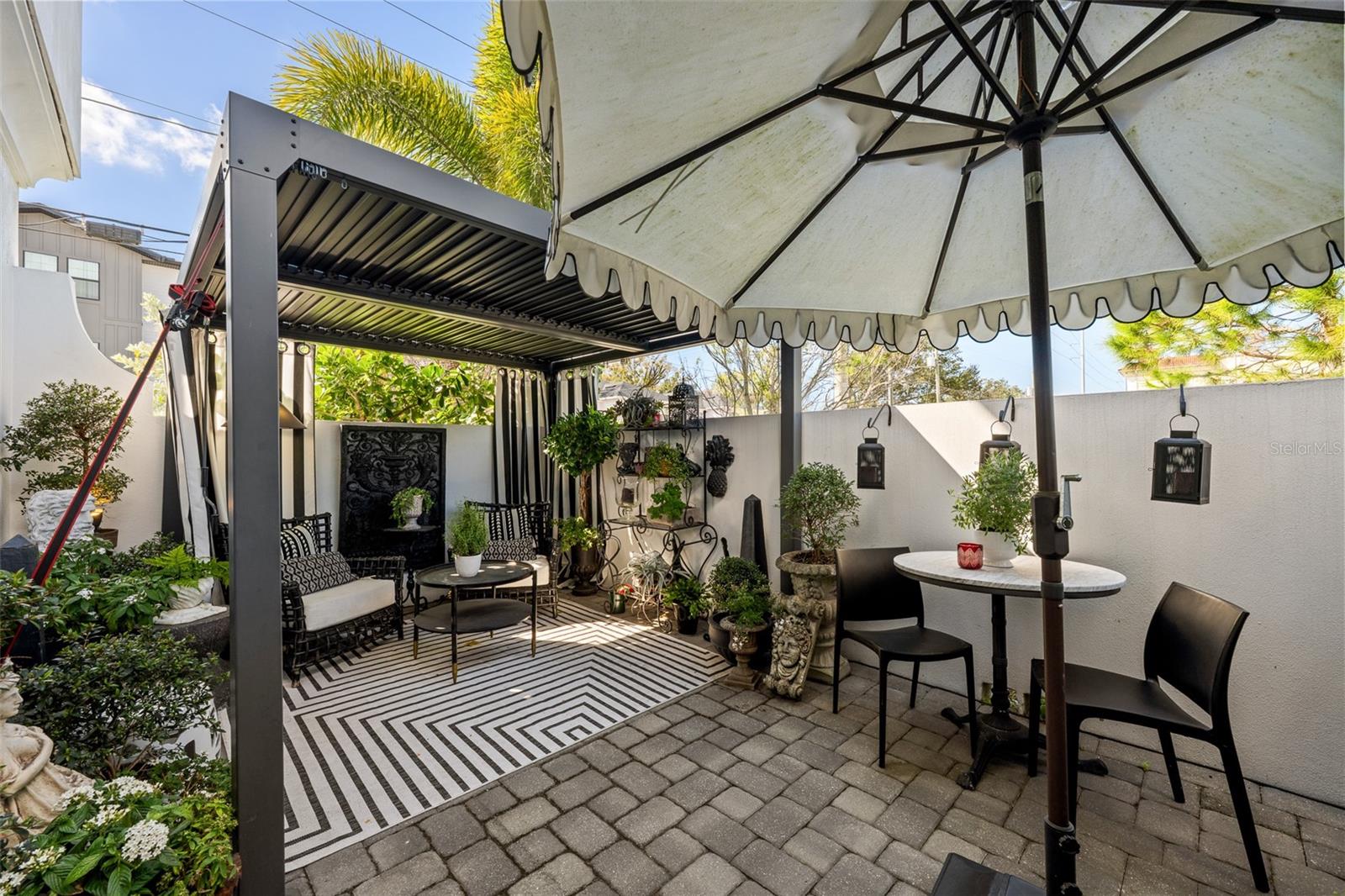 Image 13 of 35 For 503 Manhattan Avenue