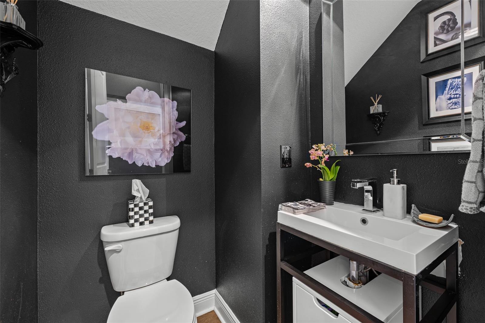 Image 16 of 35 For 503 Manhattan Avenue