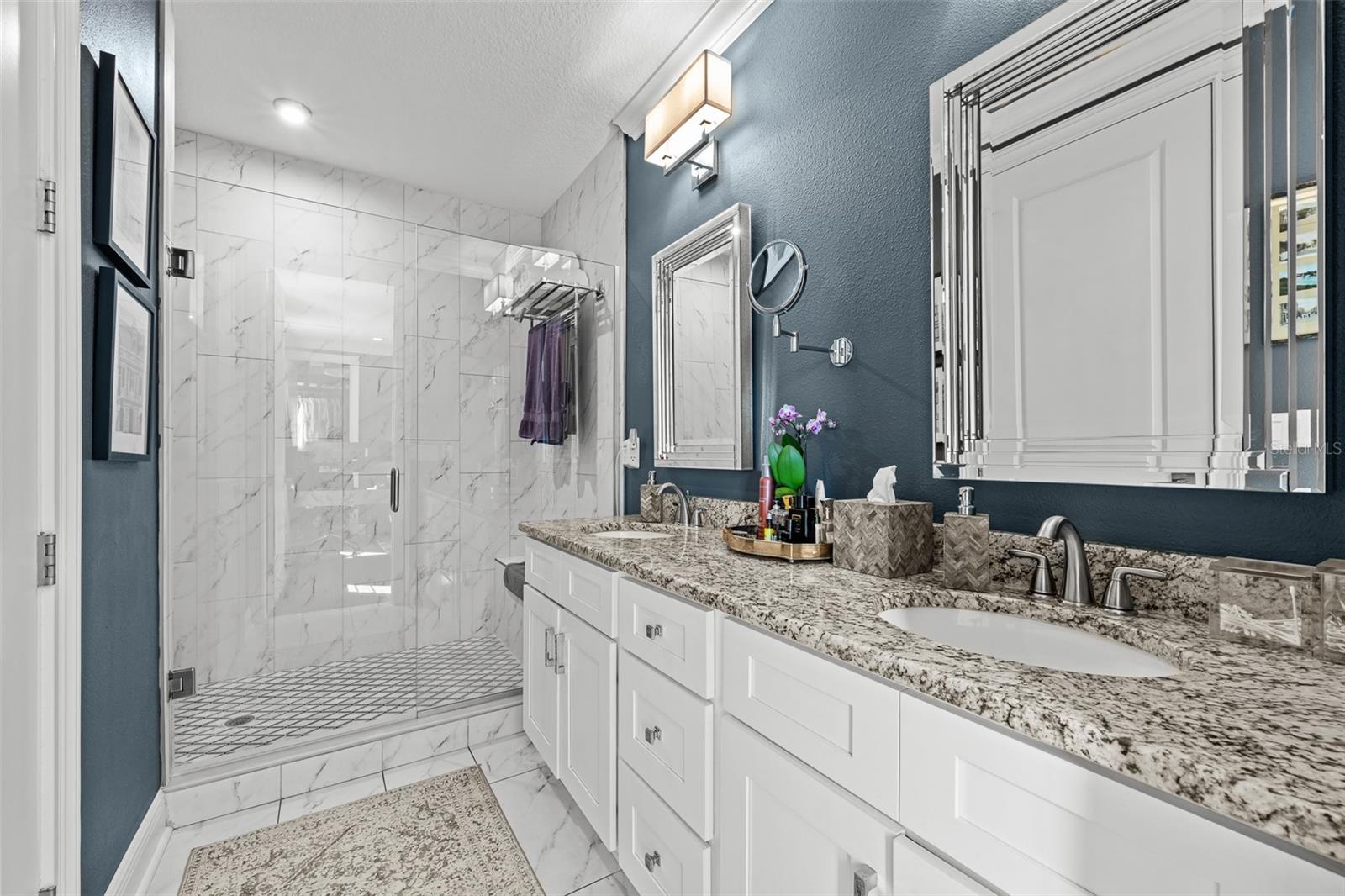 Image 20 of 35 For 503 Manhattan Avenue