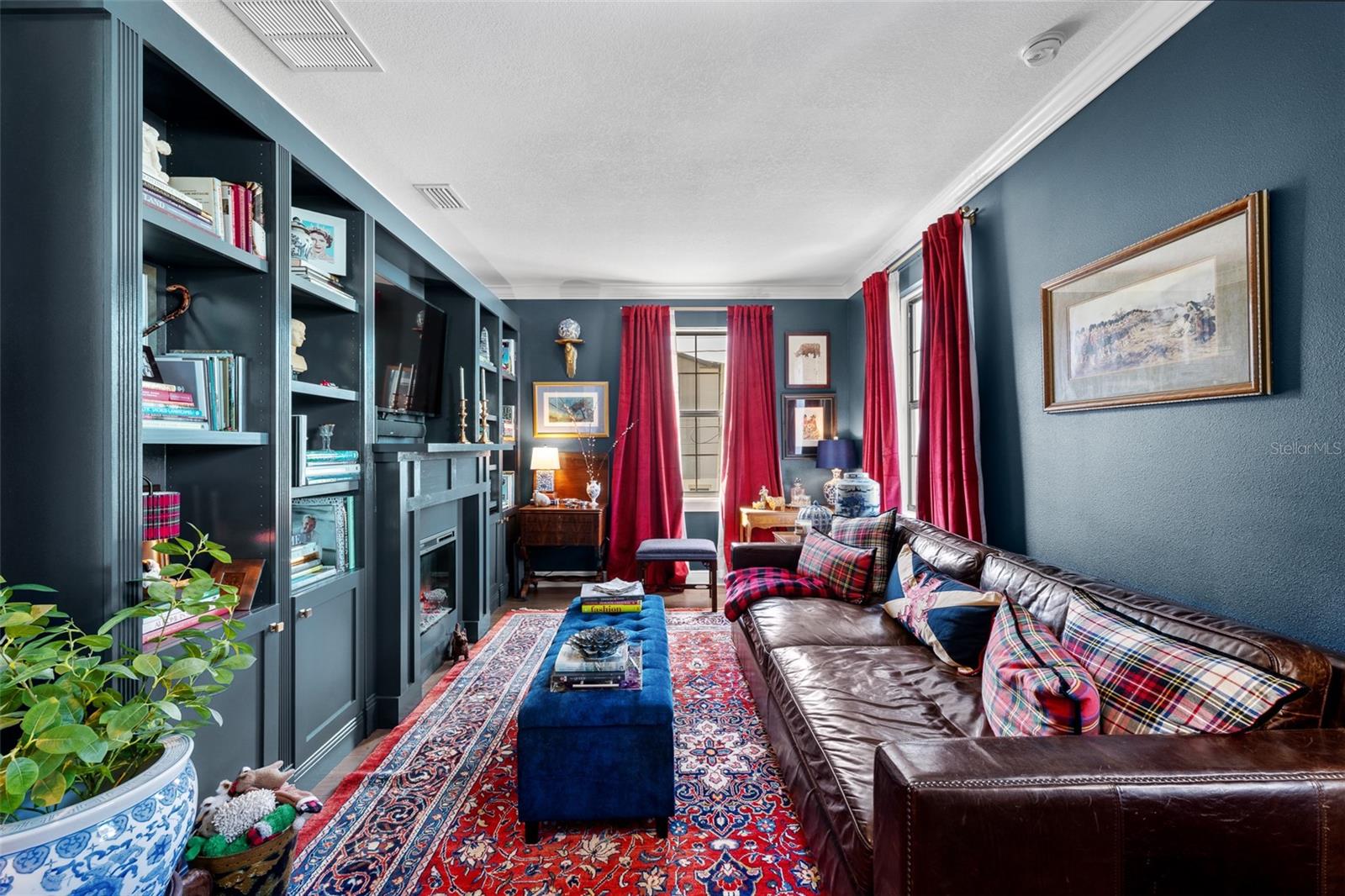 Image 26 of 35 For 503 Manhattan Avenue