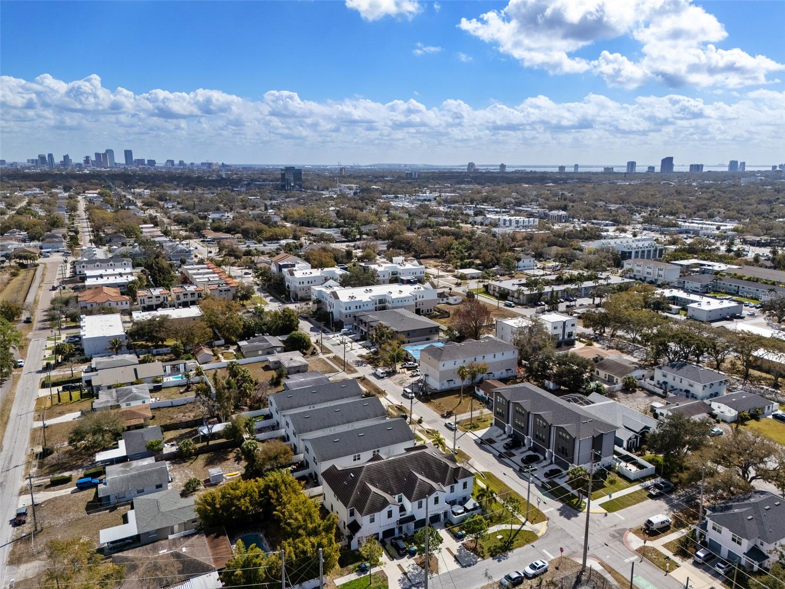 Image 33 of 35 For 503 Manhattan Avenue