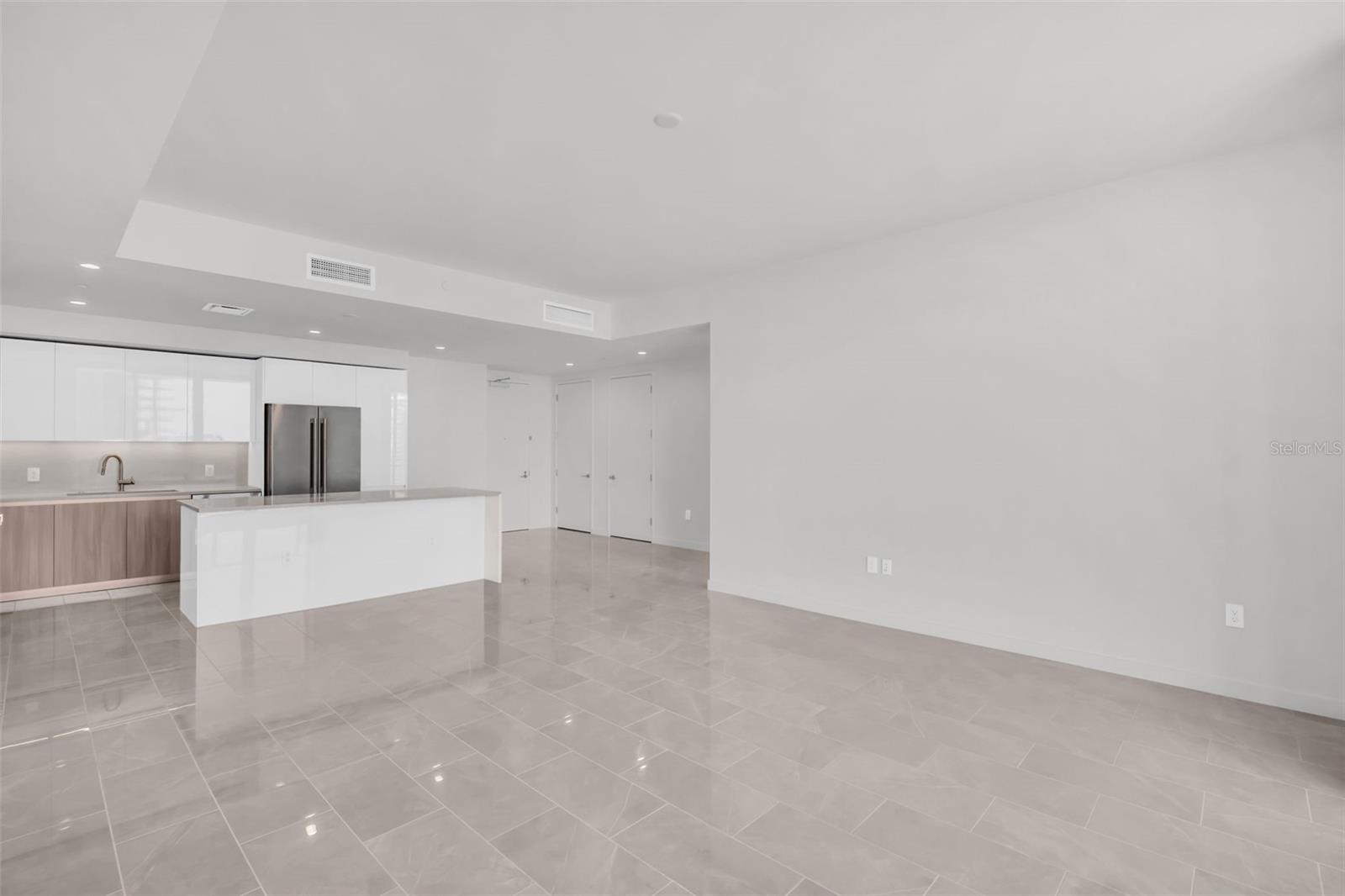 Image 14 of 70 For 400 Central Avenue 2205