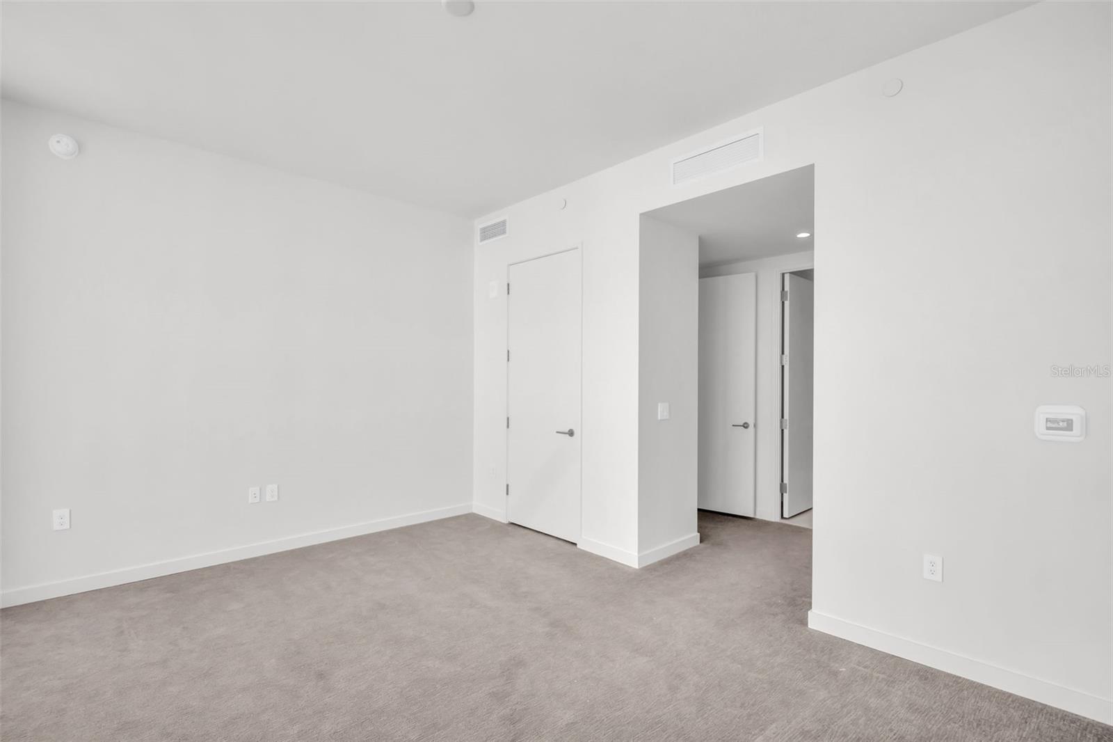 Image 20 of 70 For 400 Central Avenue 2205