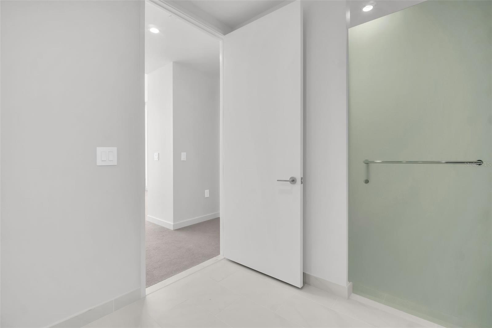 Image 25 of 70 For 400 Central Avenue 2205