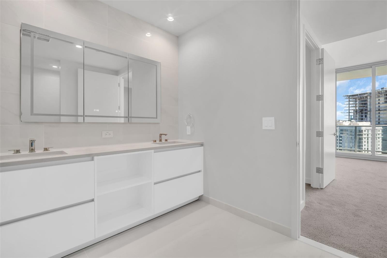 Image 26 of 70 For 400 Central Avenue 2205