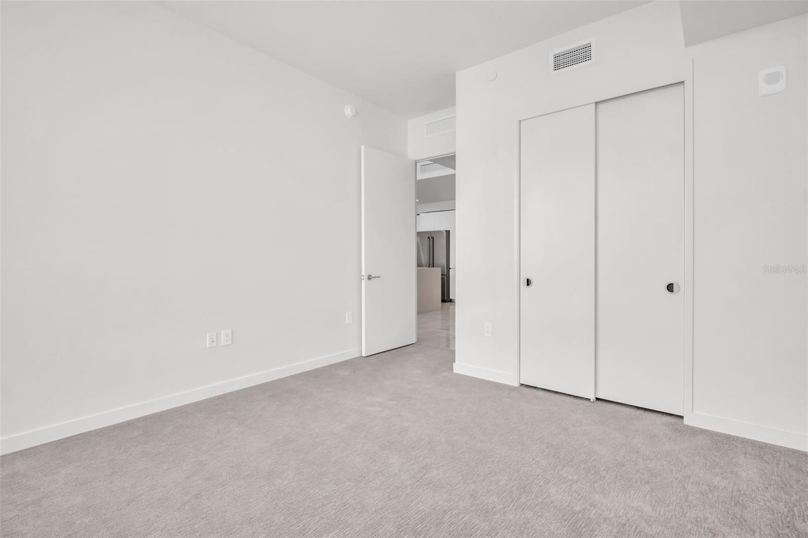 Image 39 of 70 For 400 Central Avenue 2205