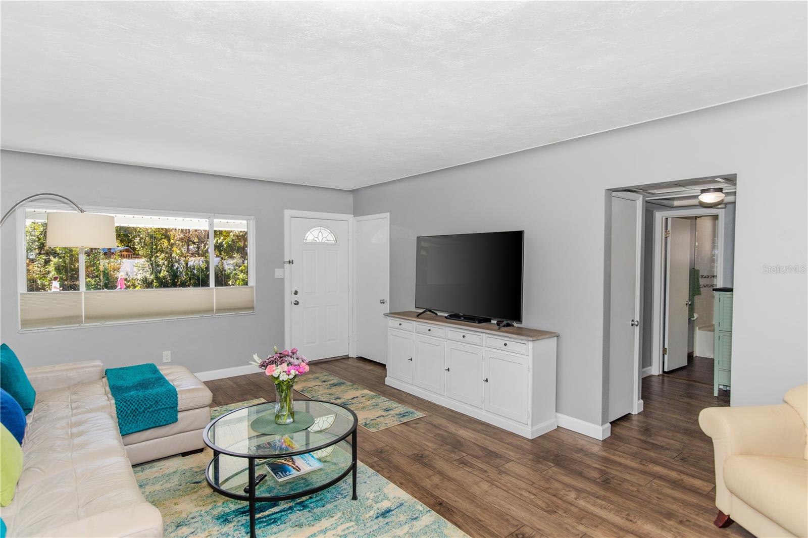 Image 11 of 36 For 6343 19th Avenue N