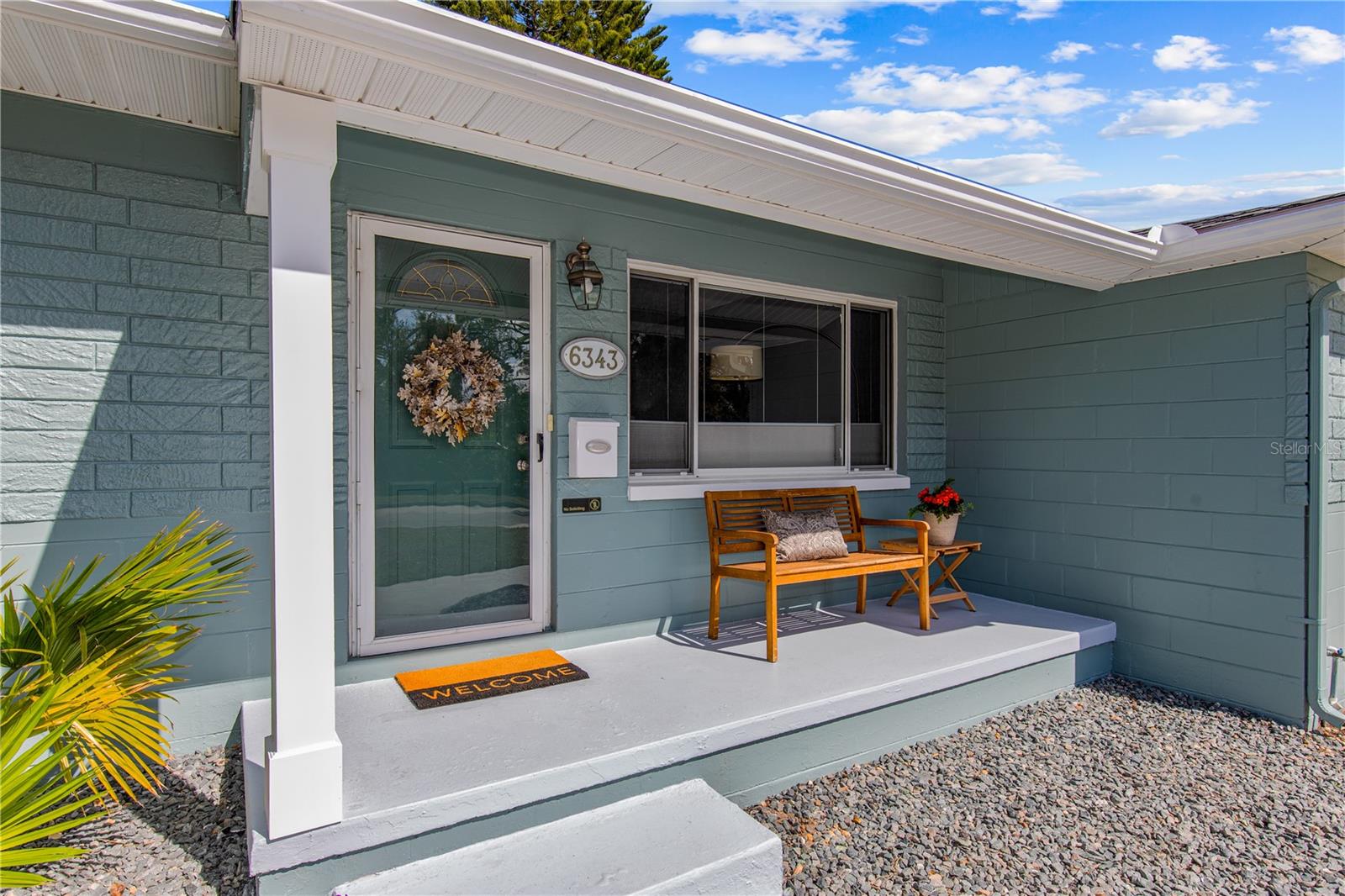 Image 3 of 36 For 6343 19th Avenue N