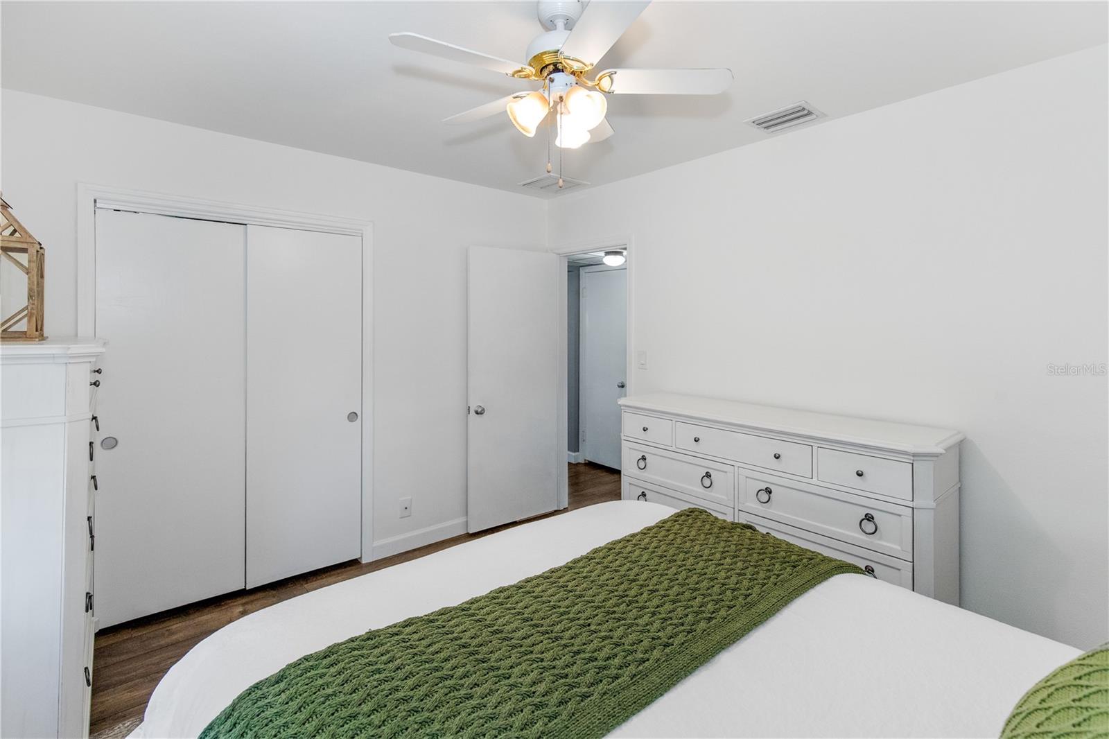 Image 31 of 36 For 6343 19th Avenue N