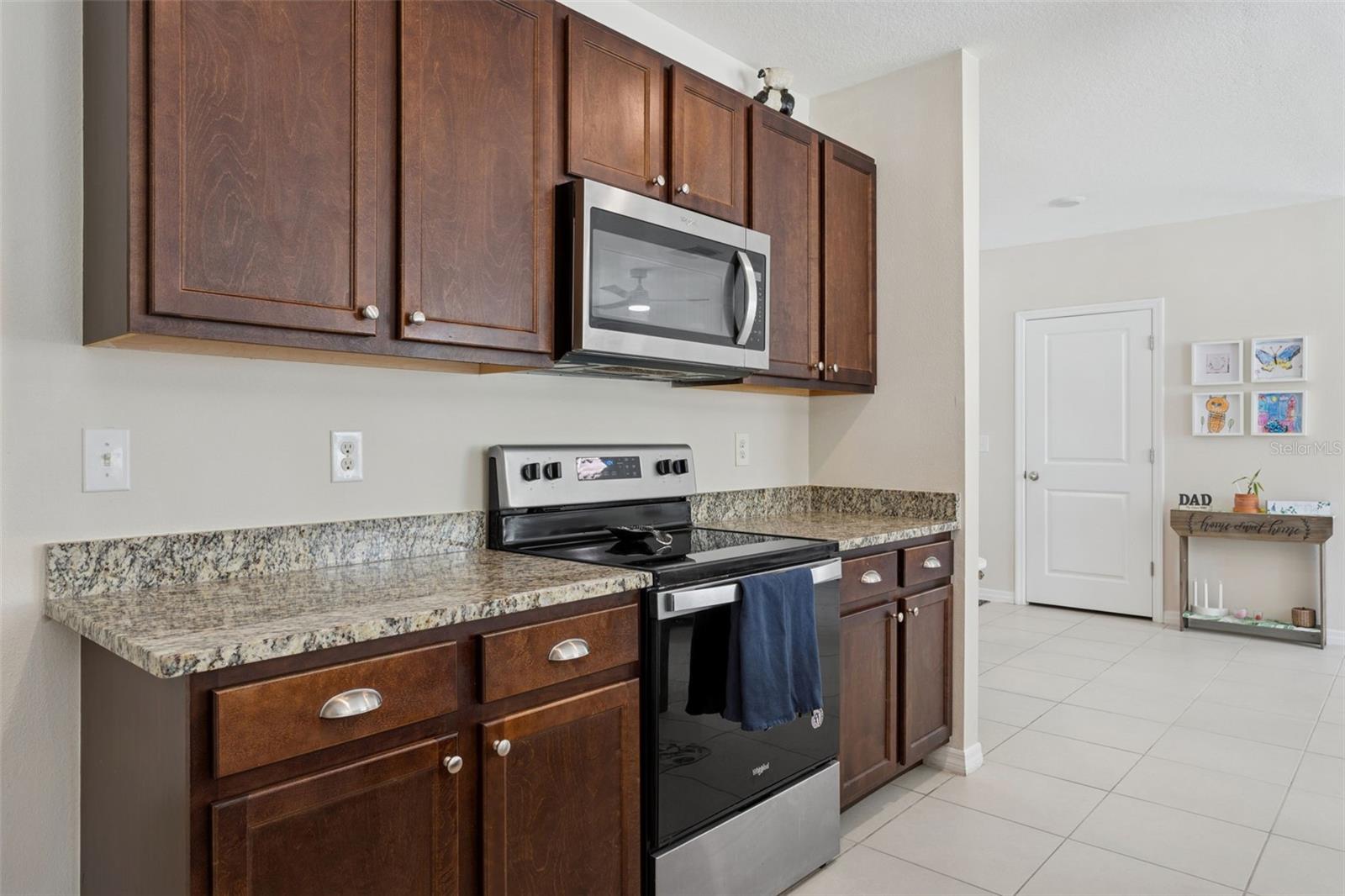 Image 11 of 58 For 32871 Brooks Hawk Lane