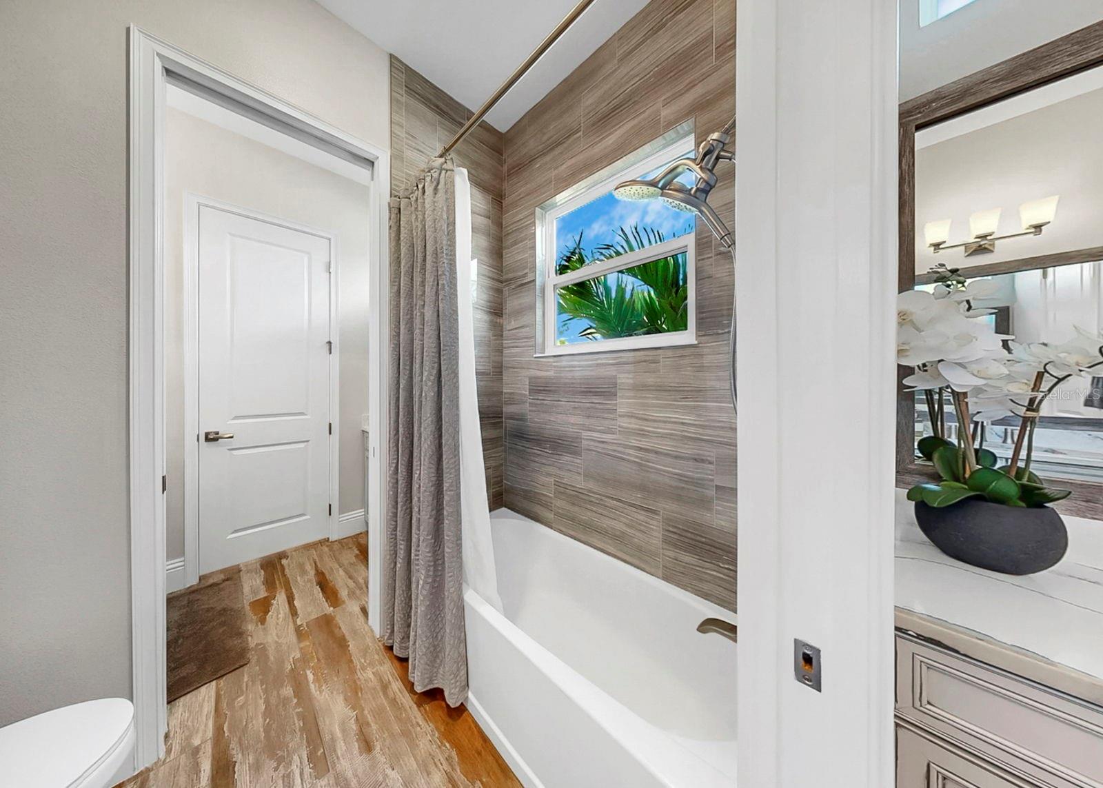 Listing photo id 35 for 813 Manns Harbor Drive