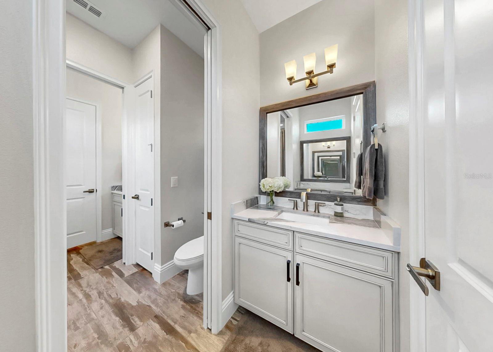 Listing photo id 37 for 813 Manns Harbor Drive