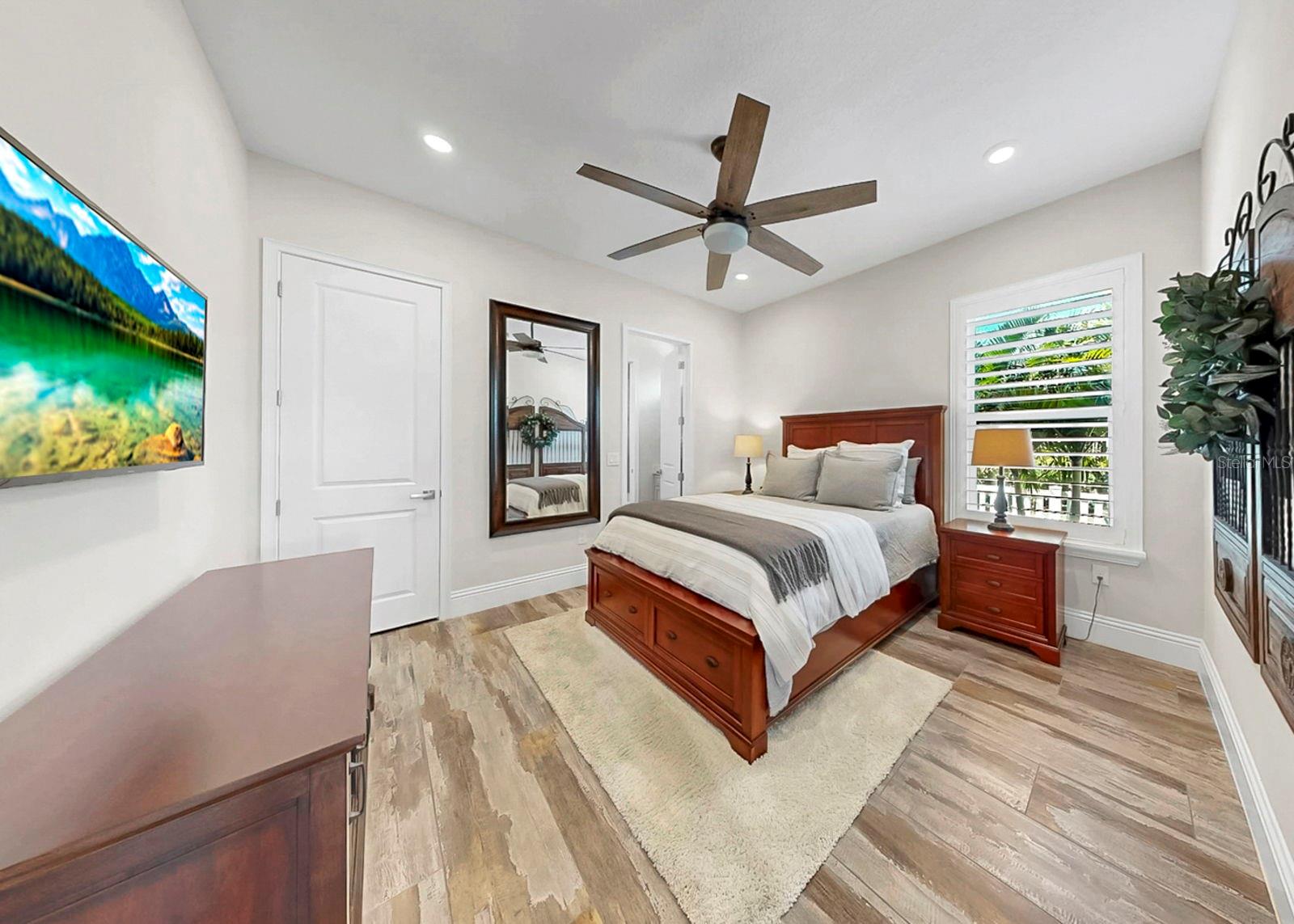 Listing photo id 38 for 813 Manns Harbor Drive