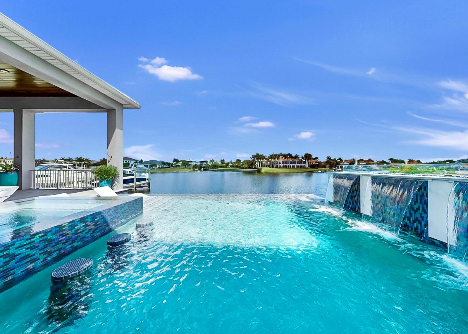 Listing photo id 51 for 813 Manns Harbor Drive