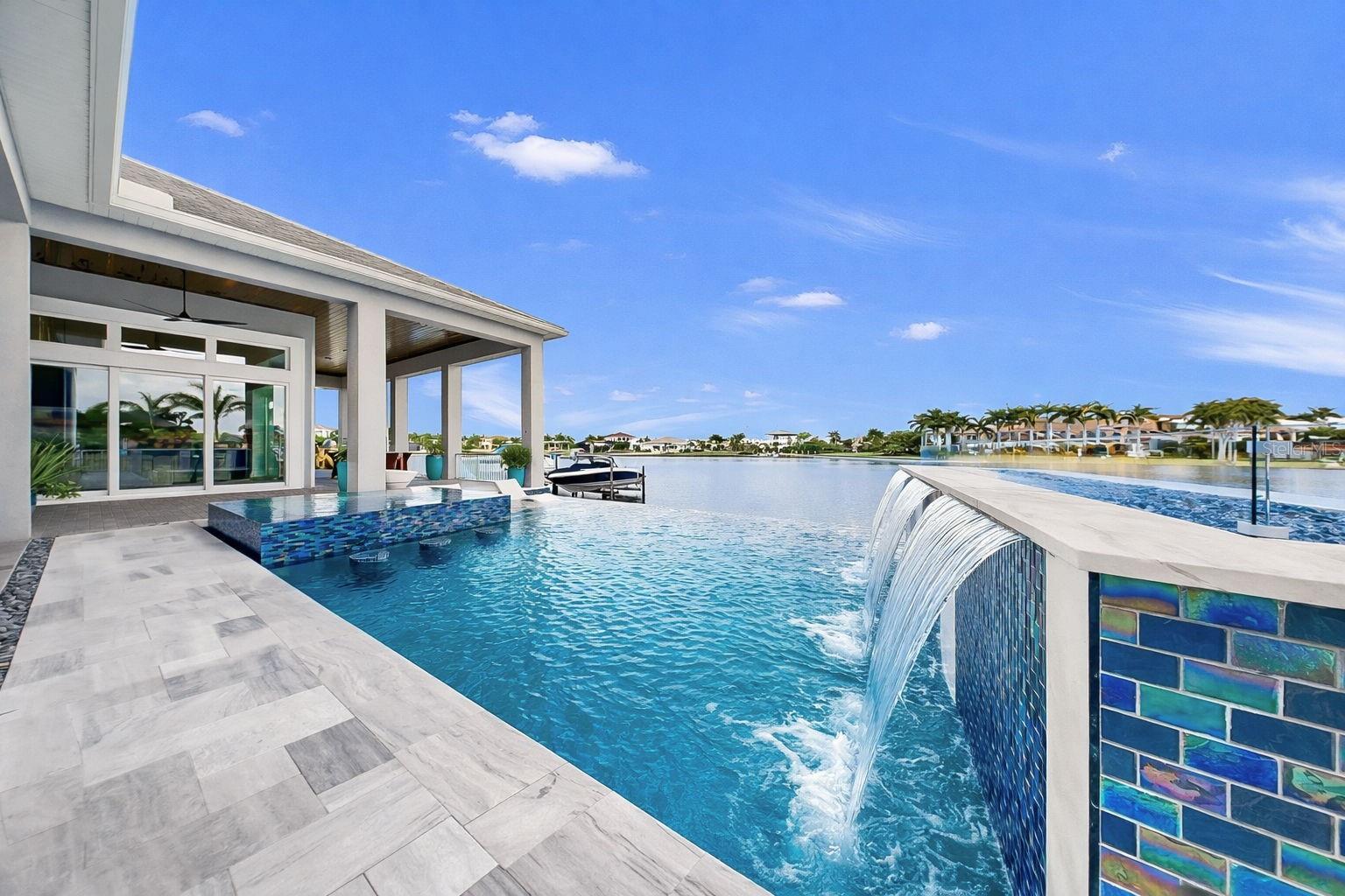 Listing photo id 52 for 813 Manns Harbor Drive