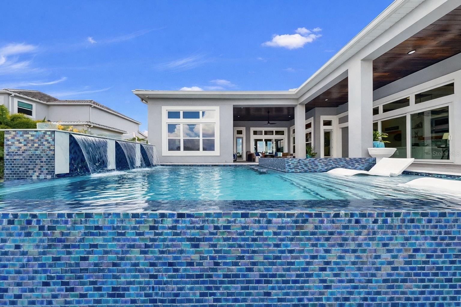 Listing photo id 54 for 813 Manns Harbor Drive