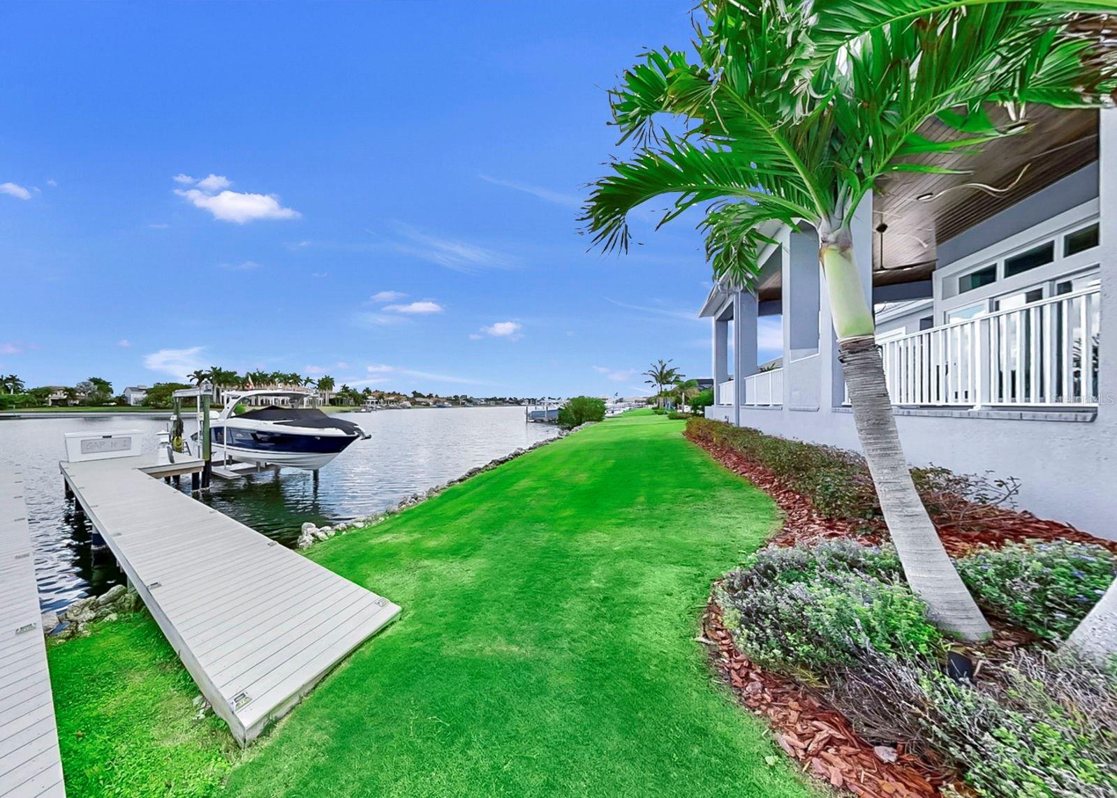 Listing photo id 64 for 813 Manns Harbor Drive